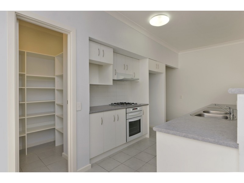 2 Lord Howe Cescent, Mawson Lakes SA 5095