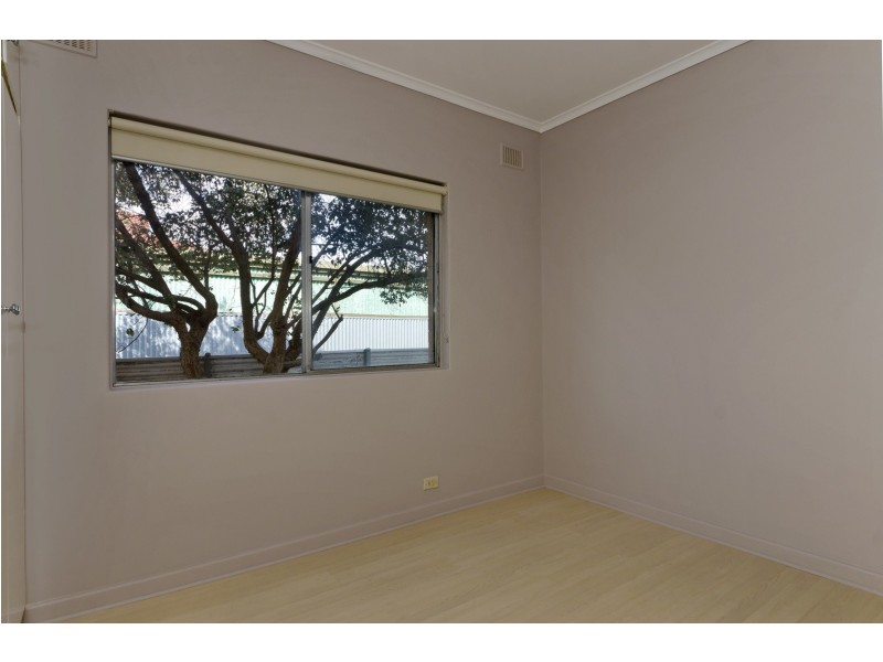 2/8 Overbury Drive, Clarence Park SA 5034