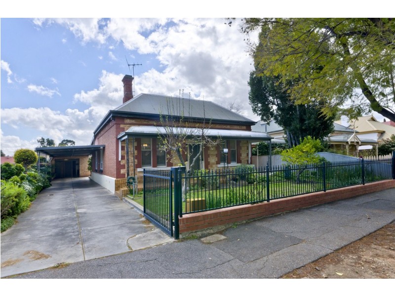 1 Tutt Avenue, Kingswood SA 5062