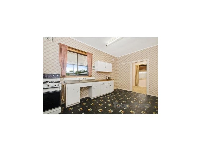 18 Laurence Street, Dover Gardens SA 5048