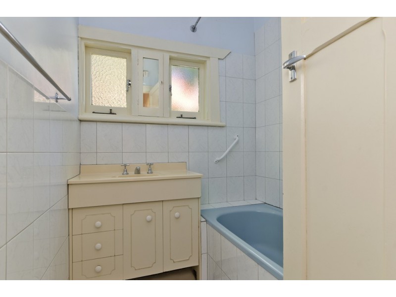 60 Aver Avenue, Daw Park SA 5041