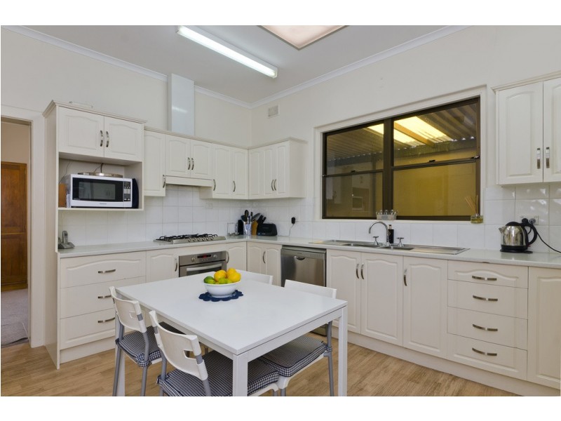 18 Frontenac Avenue, Panorama SA 5041