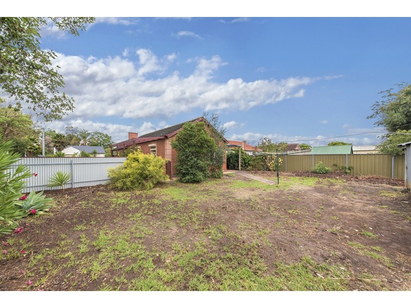 10 Aldershot Street, Clarence Gardens SA 5039