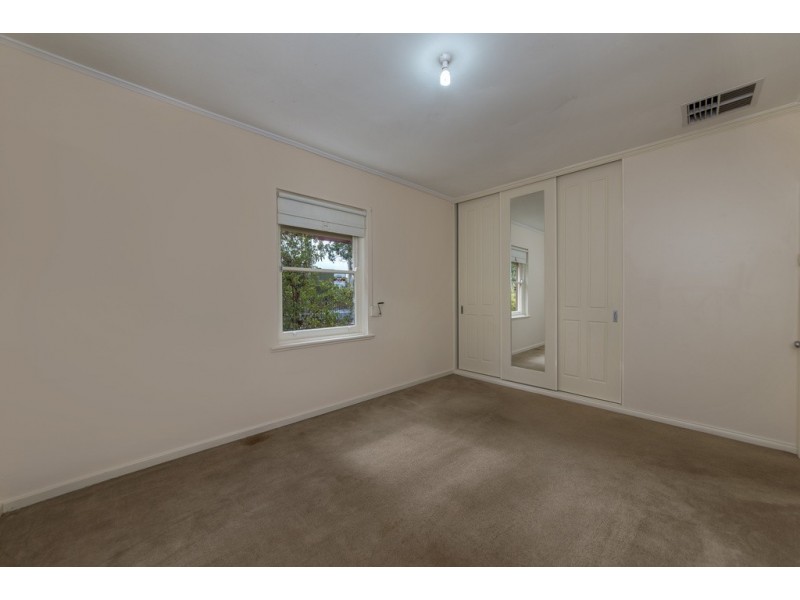 10 Aldershot Street, Clarence Gardens SA 5039