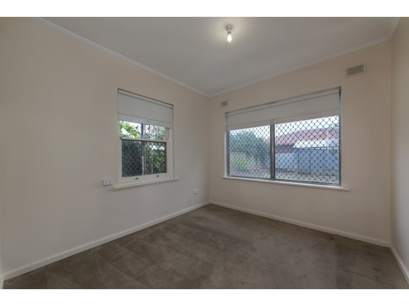 10 Aldershot Street, Clarence Gardens SA 5039