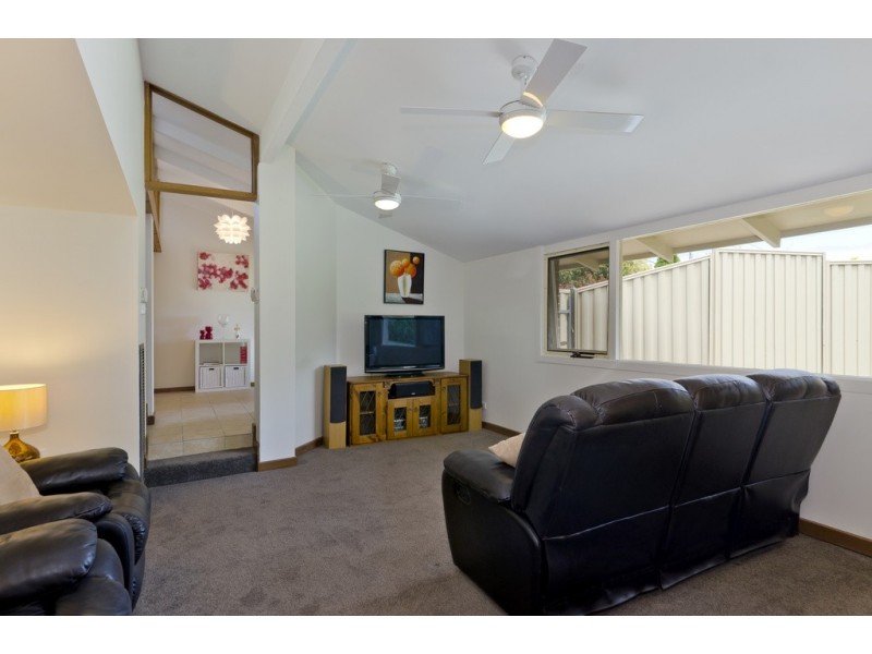 12 Alpha Crescent, Panorama SA 5041