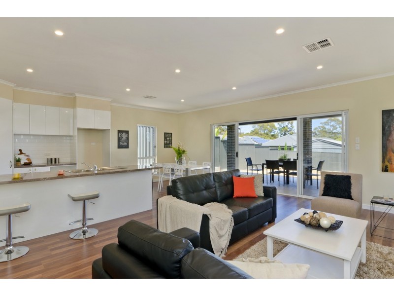 6a Stanlake Avenue, St Marys SA 5042