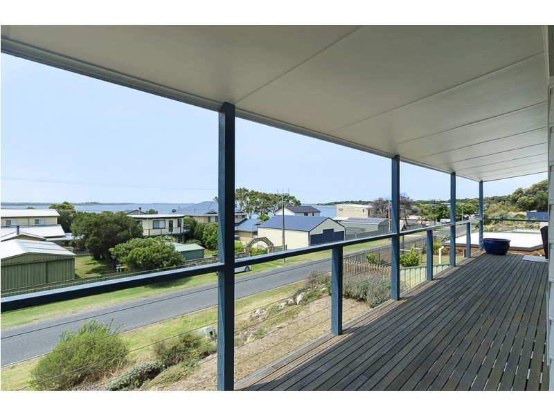 44 Sidney Parade, Hindmarsh Island SA 5214