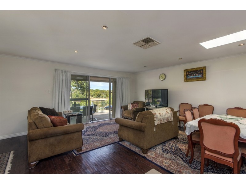 12 Martin Road, Morphett Vale SA 5162