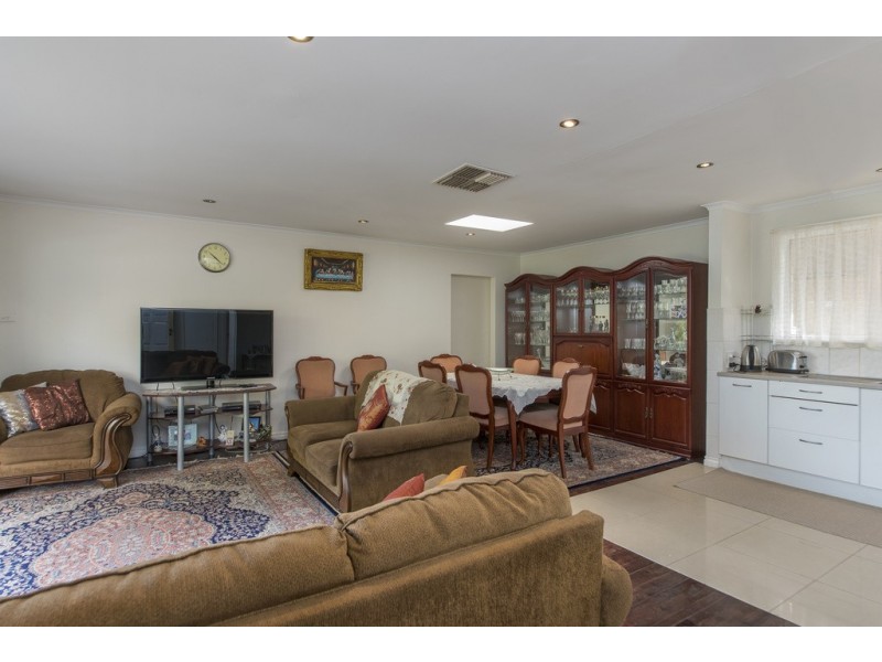 12 Martin Road, Morphett Vale SA 5162