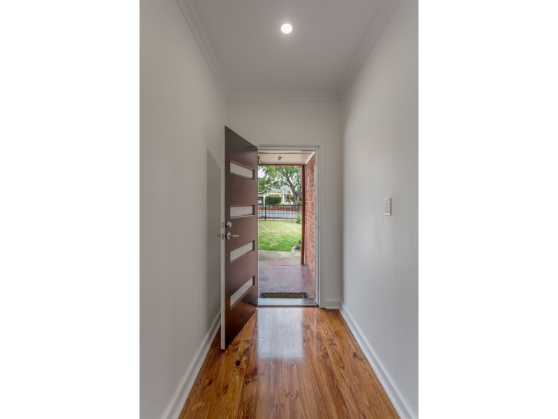 17 English Avenue, Clovelly Park SA 5042