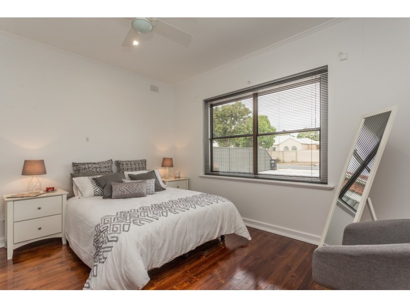 17 English Avenue, Clovelly Park SA 5042