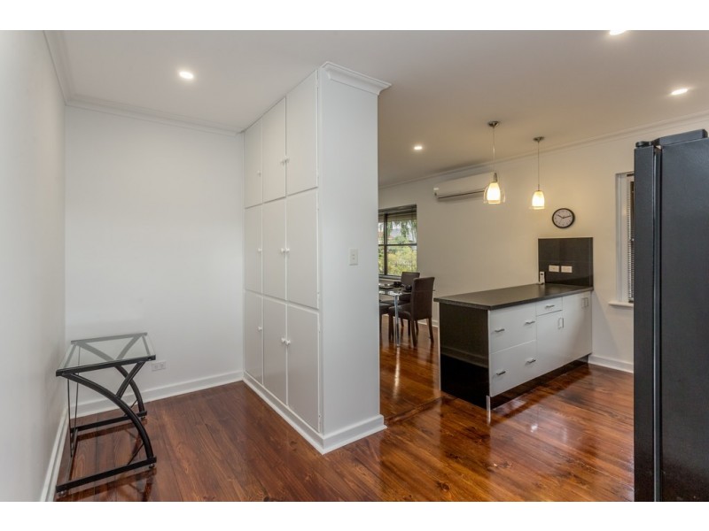 17 English Avenue, Clovelly Park SA 5042