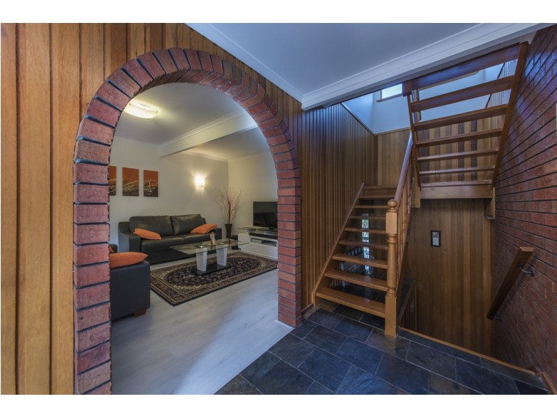 3A Glenwood Drive, Bellevue Heights SA 5050