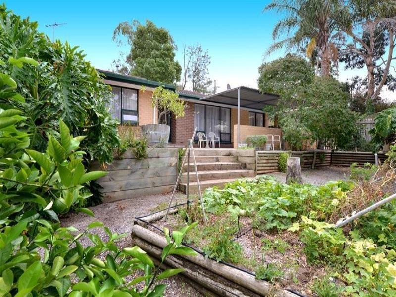 4 Dewvale Road, O’halloran Hill SA 5158