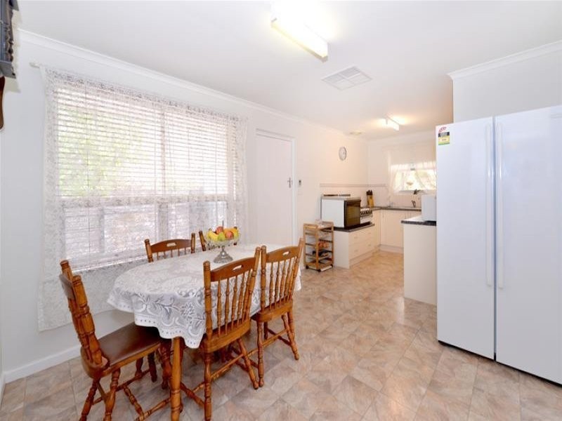 4 Dewvale Road, O’halloran Hill SA 5158