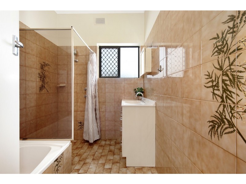 8 Daniels Road, Panorama SA 5041