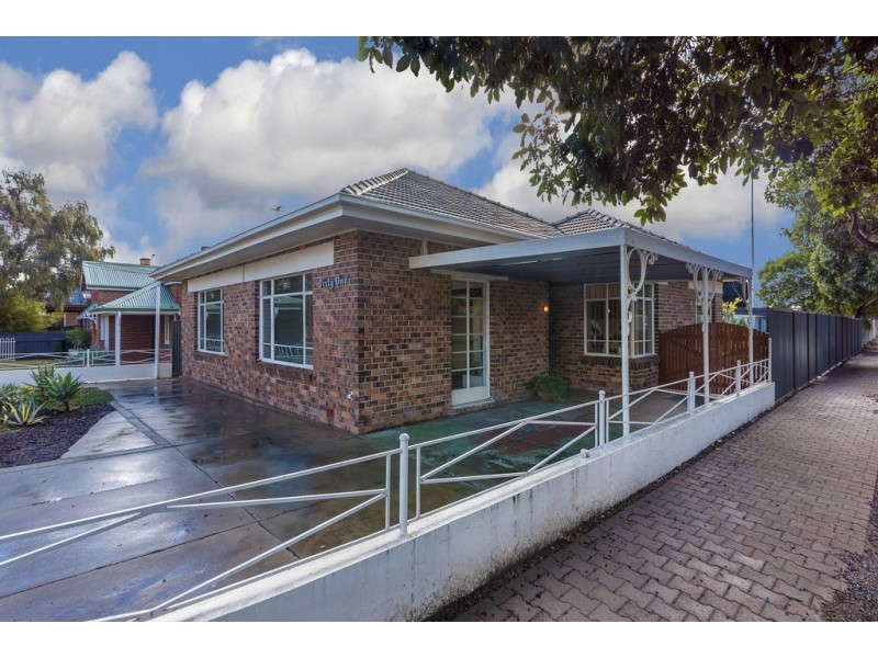 61 Albert Street, Clarence Gardens SA 5039