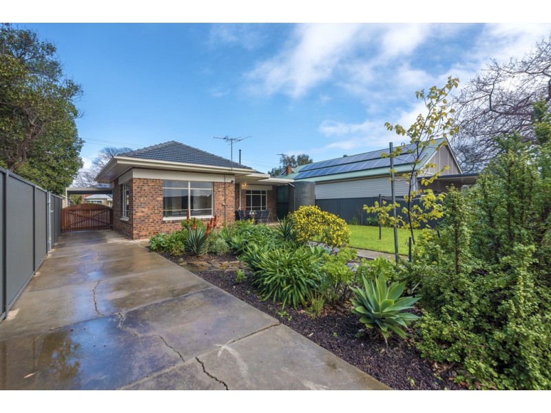 61 Albert Street, Clarence Gardens SA 5039