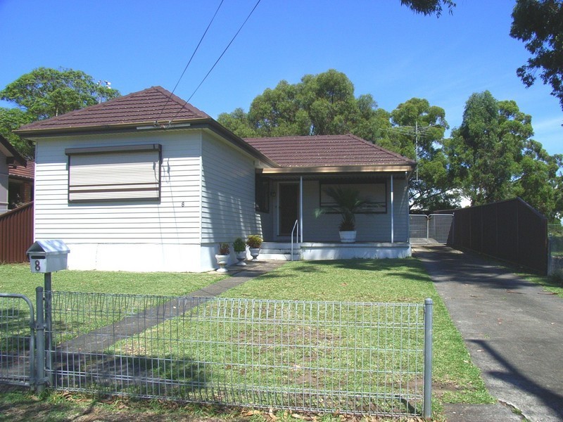 8 Australia Street, Bass Hill NSW 2197