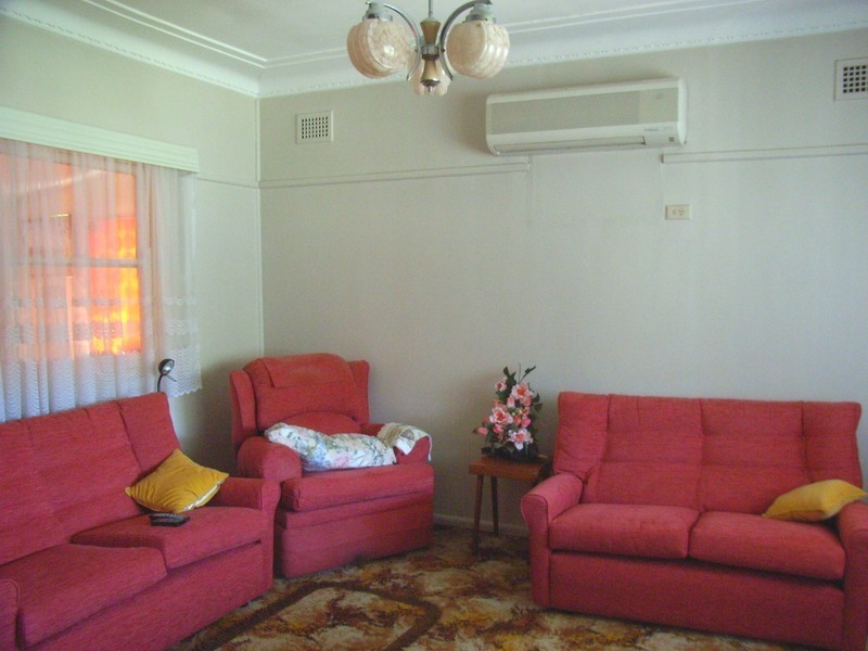 8 Australia Street, Bass Hill NSW 2197