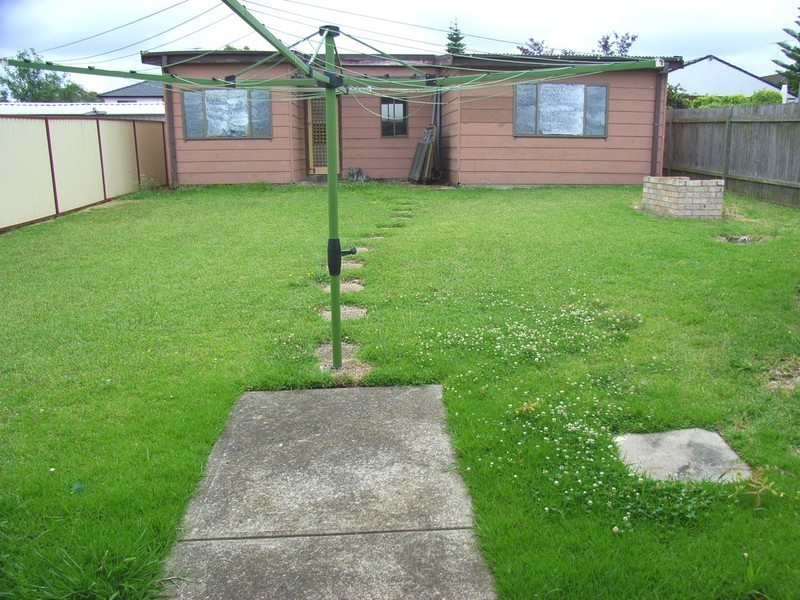 42 Little Road, Bankstown NSW 2200