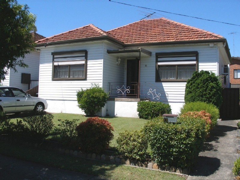 12 Bede Street, Strathfield South NSW 2136