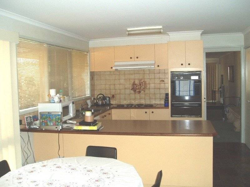 7 Ash Court, Romsey VIC 3434