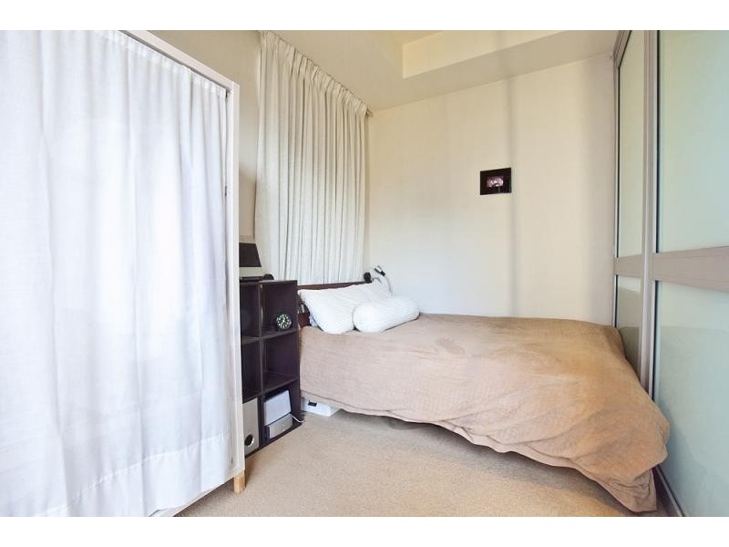 913/233 Collins Street, Melbourne VIC 3000