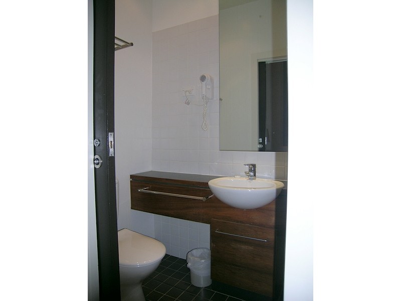 18 Bank Place, Melbourne VIC 3000