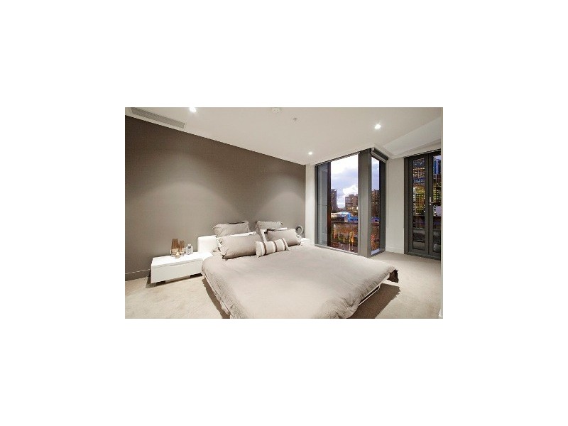 326 Queensbridge Square, Southbank VIC 3006