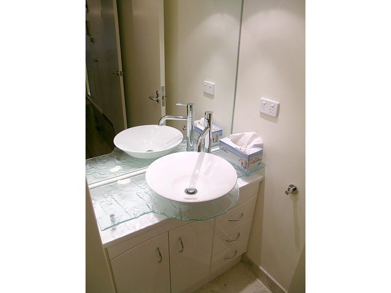 91/15 Collins St, Melbourne VIC 3004