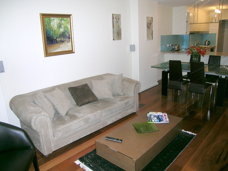 91/15 Collins St, Melbourne VIC 3004