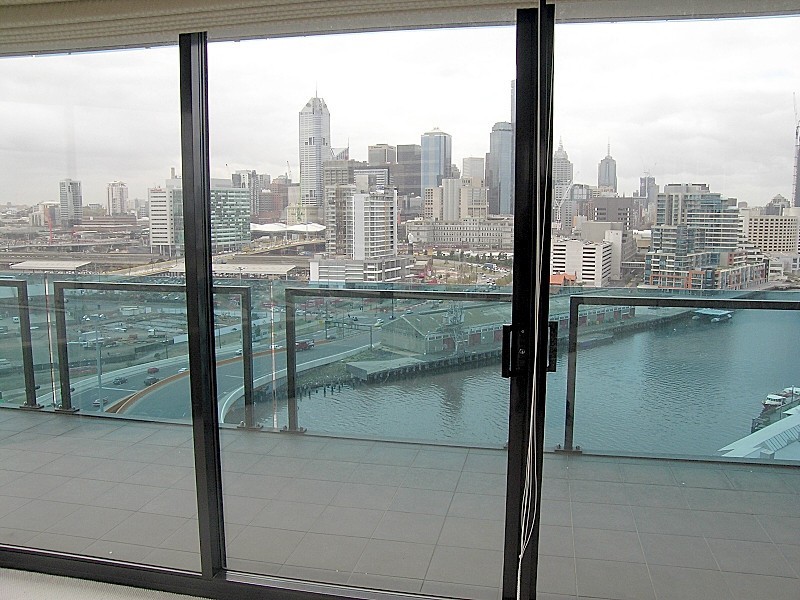1701/50 Lorimer Street, Docklands VIC 3008