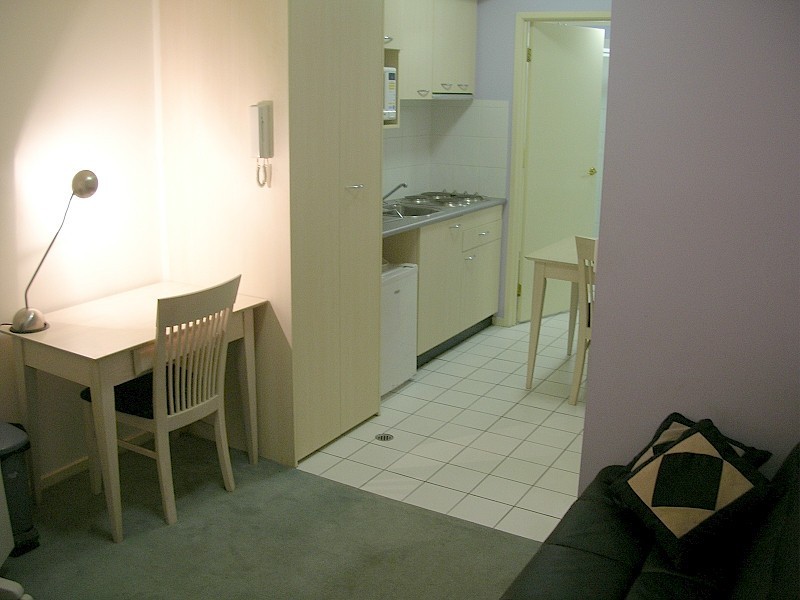 585 La Trobe, Melbourne VIC 3000