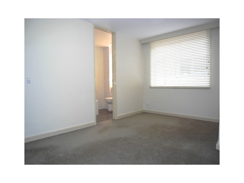 6/242 Toorak Road, South Yarra VIC 3141