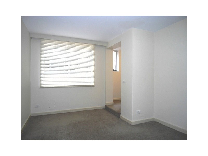 6/242 Toorak Road, South Yarra VIC 3141