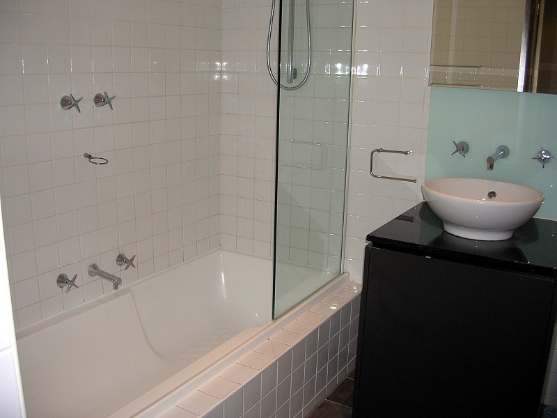 1201/233 Collins Street, Melbourne VIC 3000