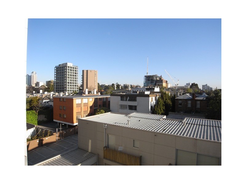 407/166 Wellington Parade, East Melbourne VIC 3002