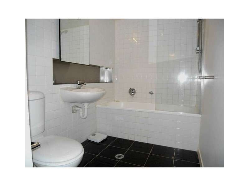 11-17  Cohen Place, Melbourne VIC 3000