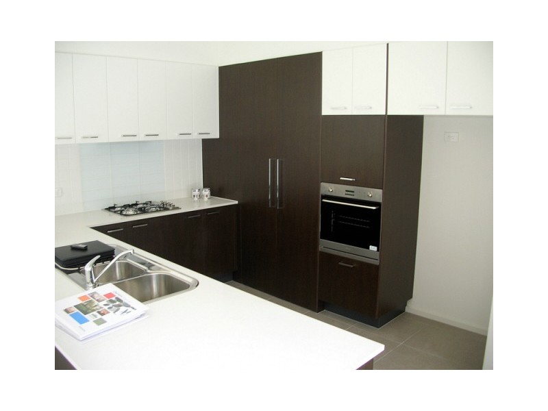 53 Strickland Avenue, Parkville VIC 3052