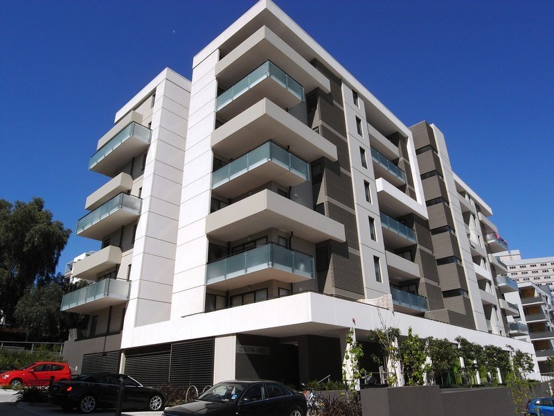 302/72 Altona Street, Kensington VIC 3031