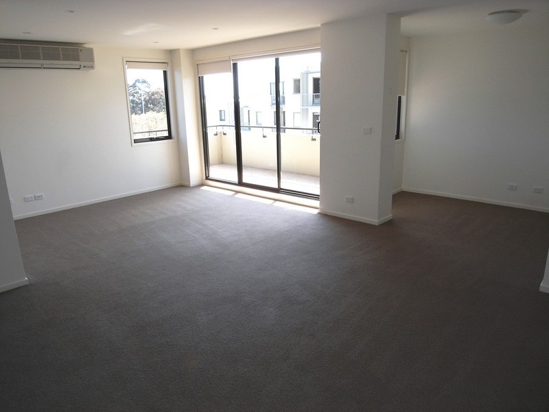 302/72 Altona Street, Kensington VIC 3031