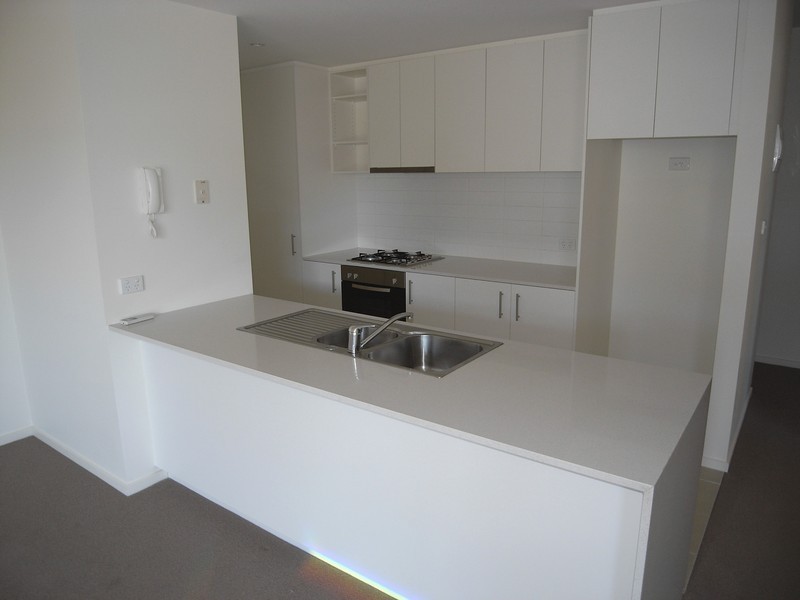 302/72 Altona Street, Kensington VIC 3031