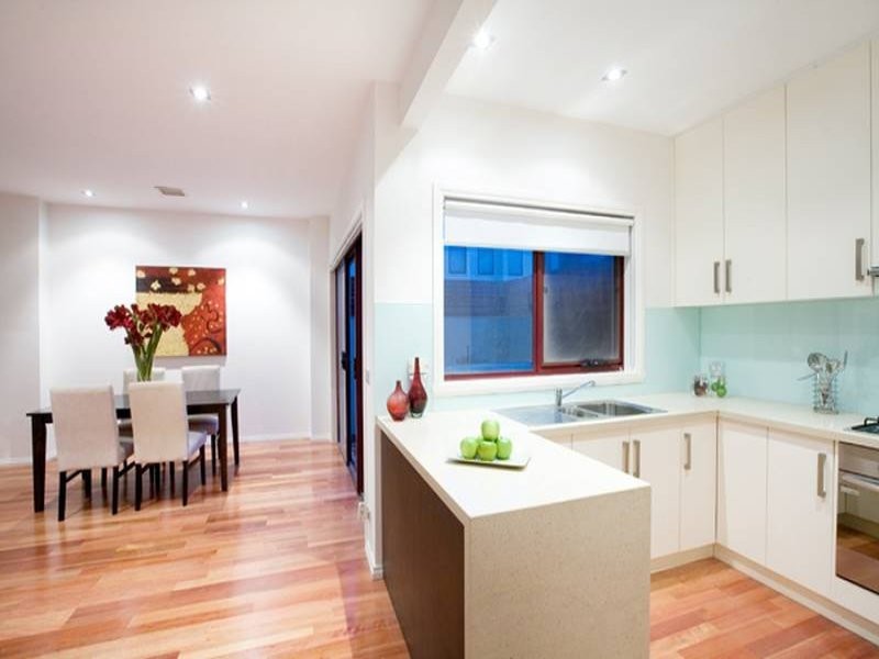 20 Newton Street, Kensington VIC 3031