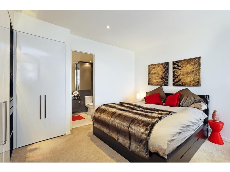 3911/7 Riverside Quay, Southbank VIC 3006