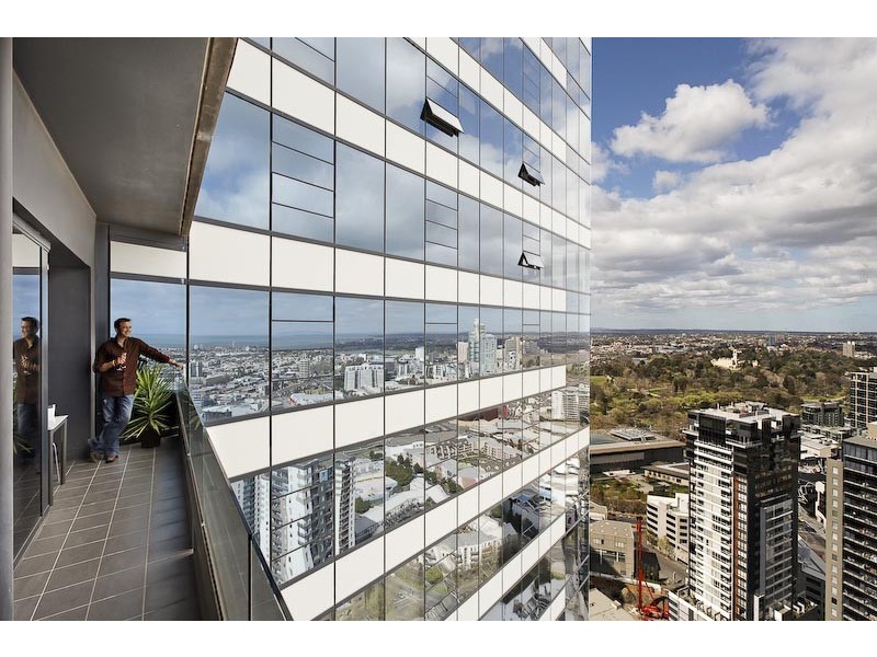 3911/7 Riverside Quay, Southbank VIC 3006