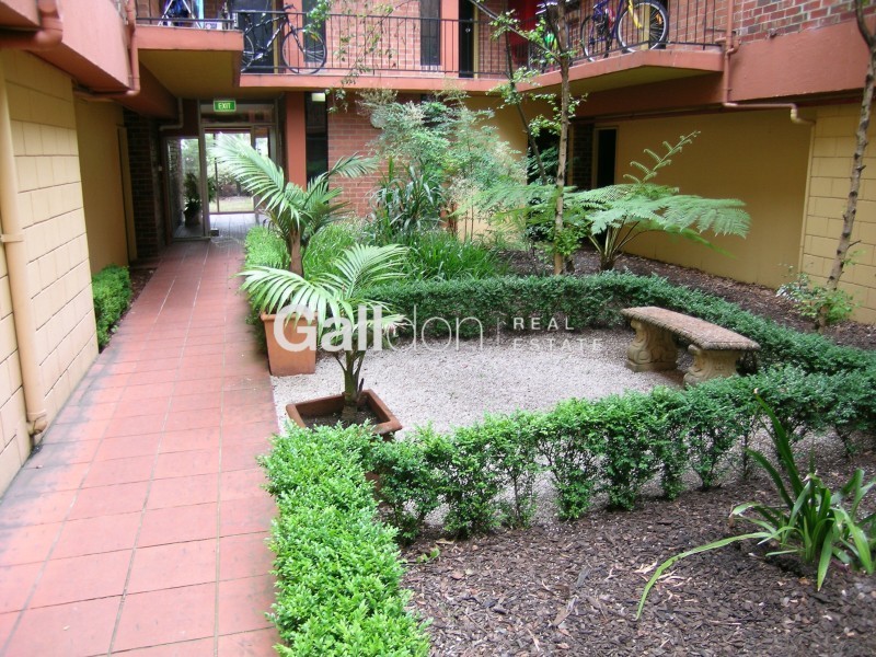 42/212 The Avenue, Parkville VIC 3052