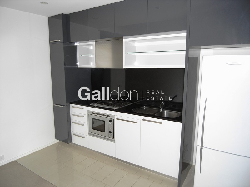 2409/7 Riverside Quay, Southbank VIC 3006