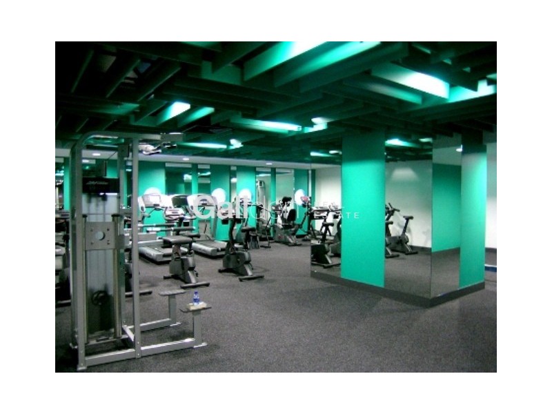 2409/7 Riverside Quay, Southbank VIC 3006